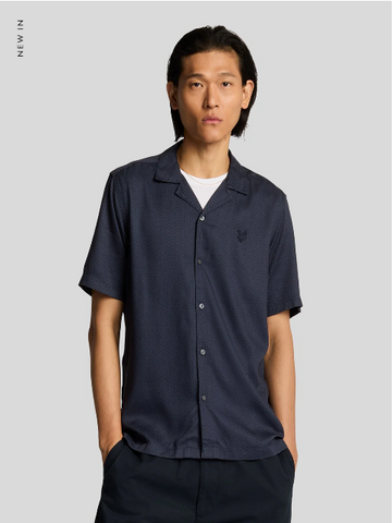 Lyle & Scott Geo Motif Printed Revere Shirt/Dark Navy - New SS25